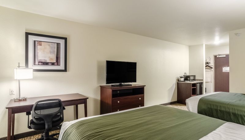 Camera - Cobblestone Inn & Suites - Bridgeport
