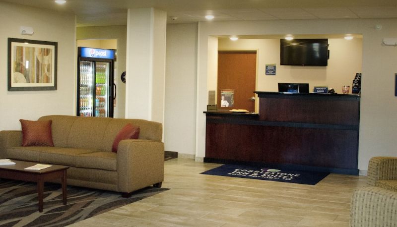 Lobby - Cobblestone Inn & Suites - Soda Springs