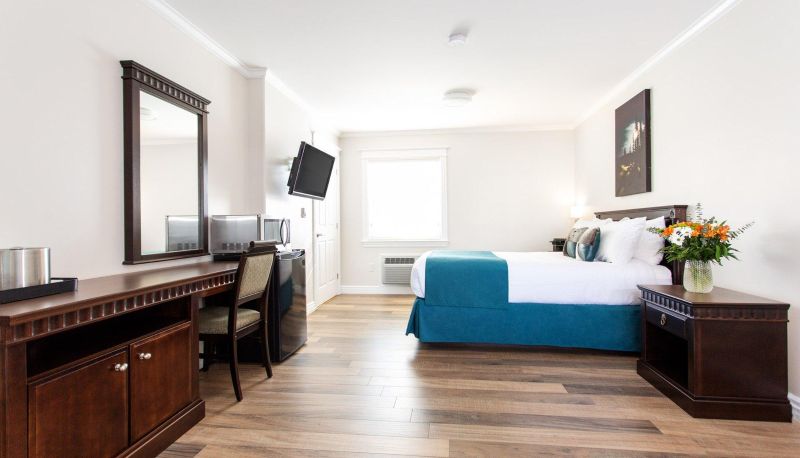 Zimmer - Royal Inn and Suites