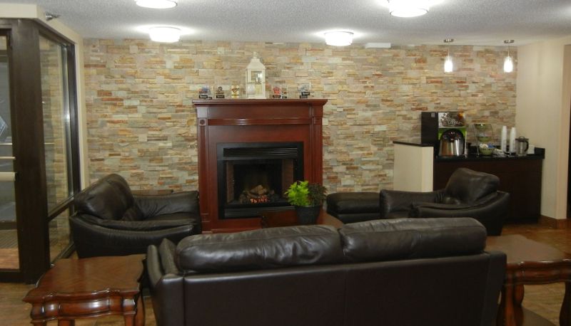 Lobby - Quality Inn Holland - Toledo