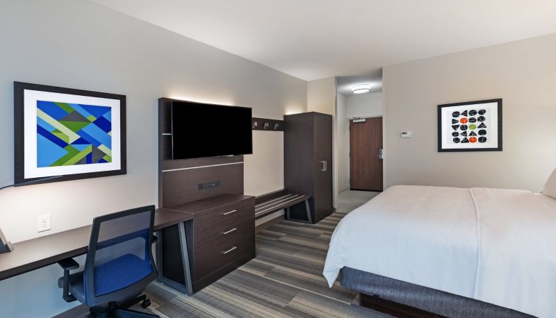 Camera - Holiday Inn Express & Suites PURCELL by IHG