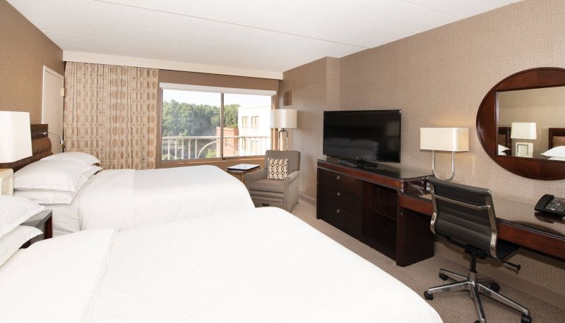 Camera - Sheraton Hartford South Hotel