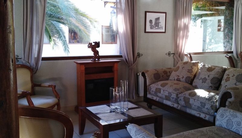 Hall - Howard Johnson by Wyndham Rinconada de Los Andes