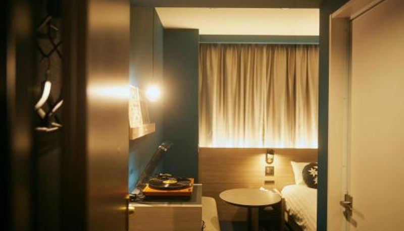 Info - Osaka Hotel She
