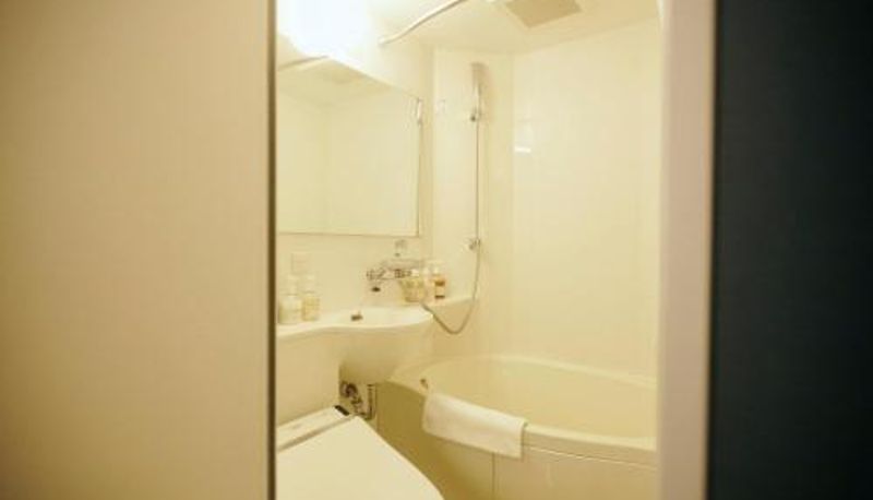 Camera - Osaka Hotel She