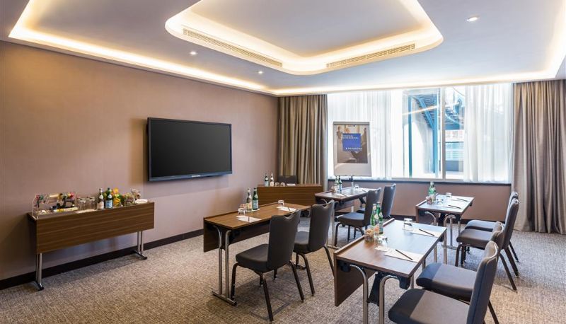 Sala de conferencias - Radisson Blu Hotel Dubai Canal View