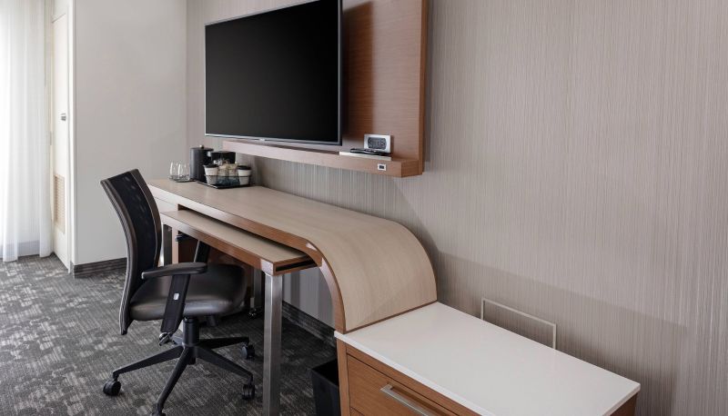 Camera - Courtyard by Marriott Cincinnati Mason