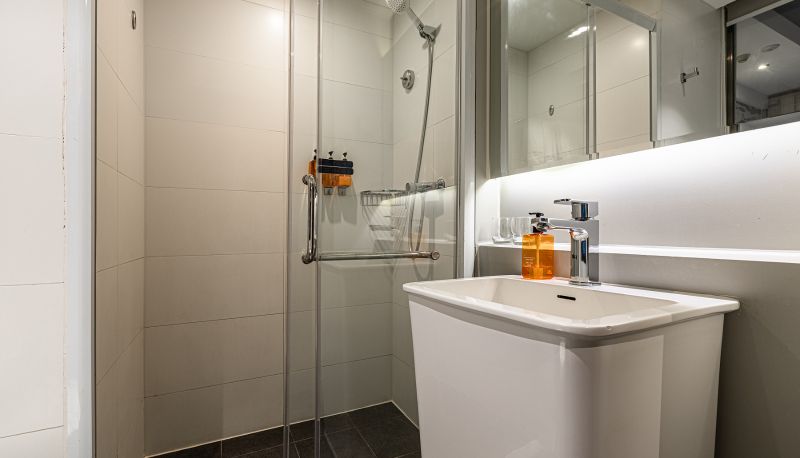 Info - Orange Beijing GuanYuanQiao Hotel