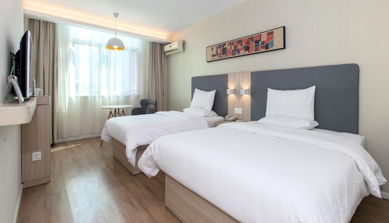 Zimmer - Hanting Wuhan Xinhua Road Union Hospital Hotel (former Wuhan Plaza store)