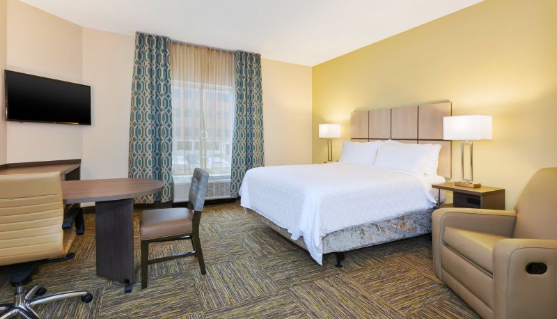 Zimmer - Candlewood Suites LOUISVILLE - NE DOWNTOWN AREA by IHG