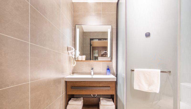 Kamer - Hanting  Zhoukou Huaiyang central bus station hotel
