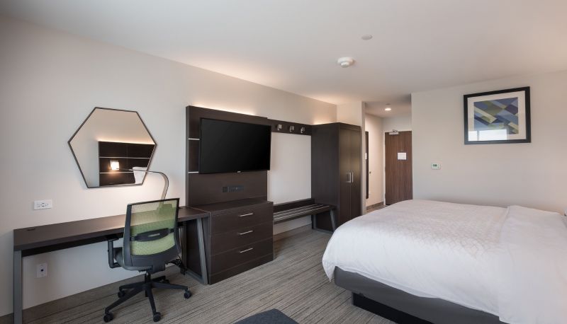 Habitación - Holiday Inn Express & Suites CHICAGO - HOFFMAN ESTATES by IHG