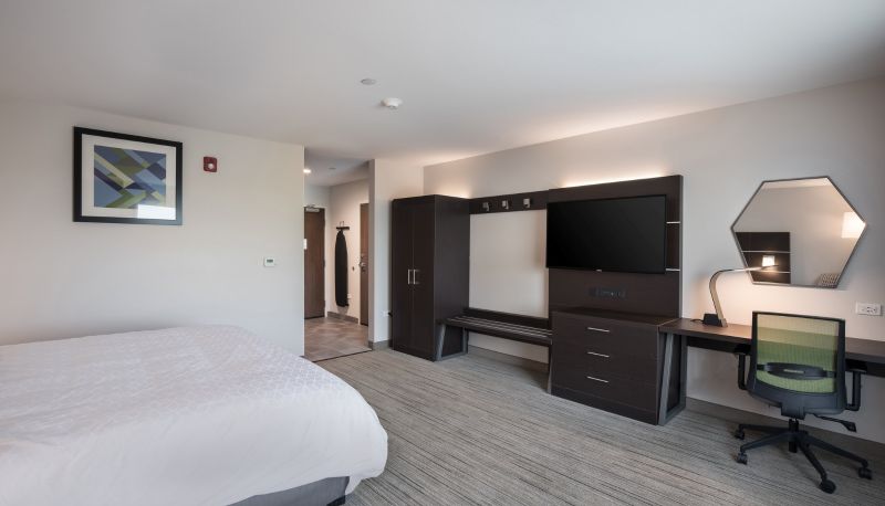 Habitación - Holiday Inn Express & Suites CHICAGO - HOFFMAN ESTATES by IHG