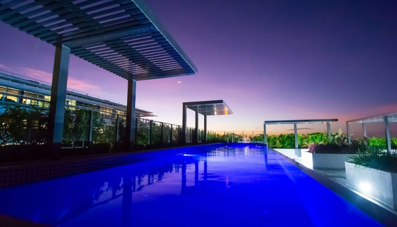 Piscina - Magnum Serviced Apartments