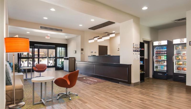 Lobby - MainStay Suites East Camden