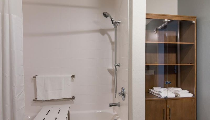 Camera - MainStay Suites East Camden