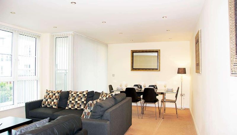 Bar - UR STAY APARTMENTS LEICESTER Freemans