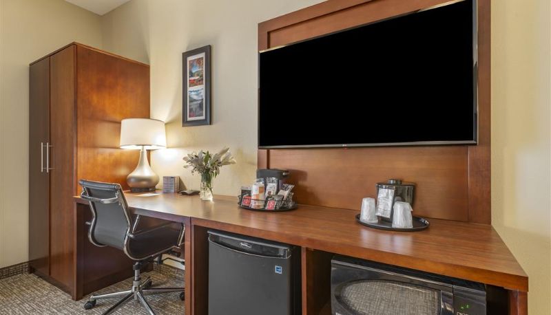 Room - Comfort Inn Brewster