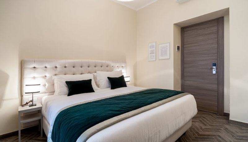 Habitación con balcón - FORO ROMANO LUXURY SUITES