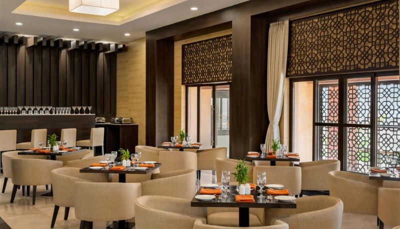 Ristorante - Ramada Encore by Wyndham Statue of Unity