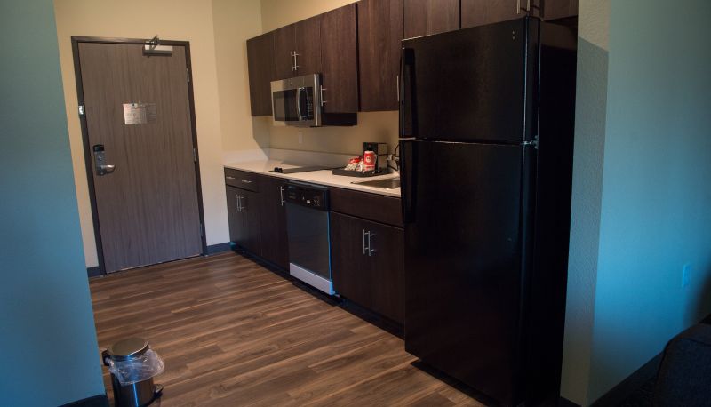 Camera - Cobblestone Inn & Suites - Forest City