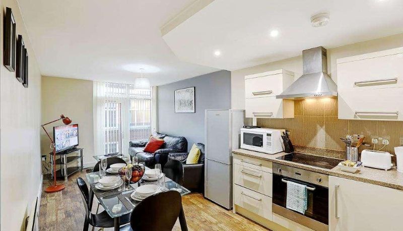 Restaurant - UR STAY APARTMENTS LEICESTER Templar