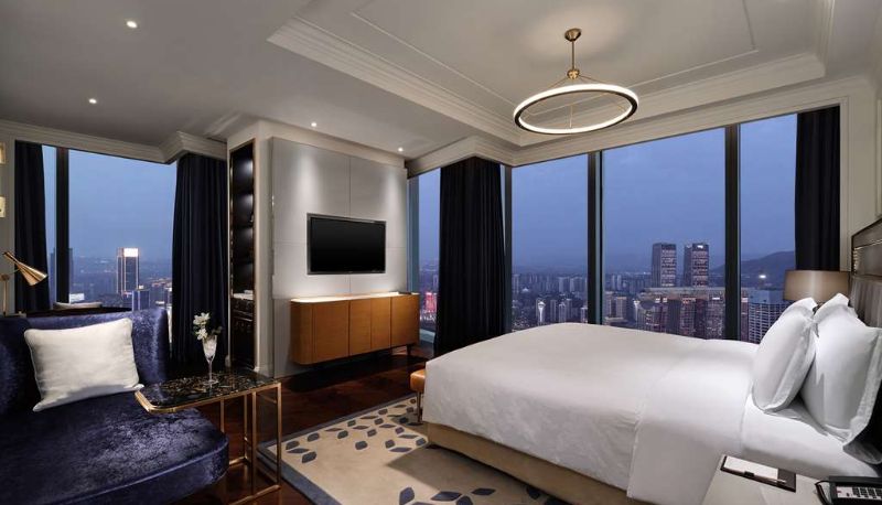 Camera - The Lixury Hotel in The Unbound Collection by Hyatt