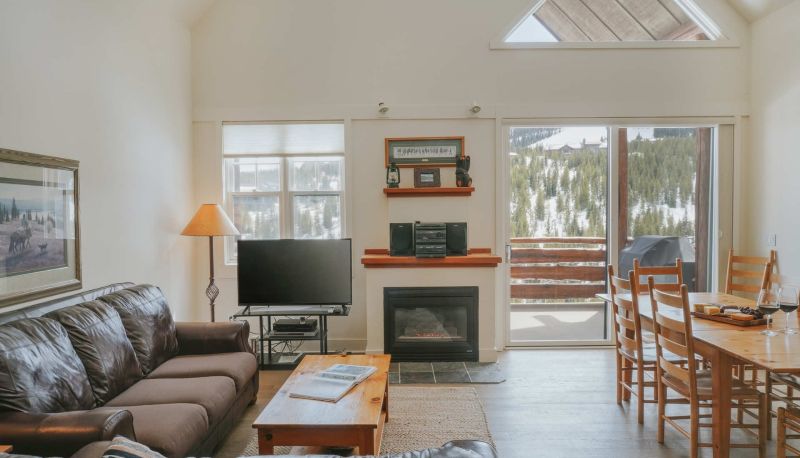 Zimmer - Vacation Rentals by Big Sky Resort