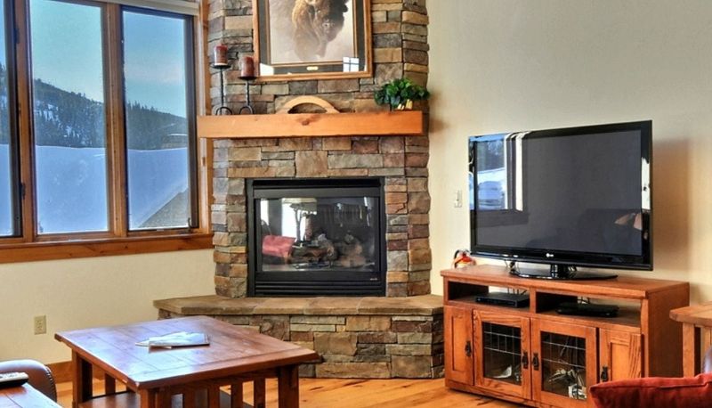 Room - Vacation Rentals by Big Sky Resort