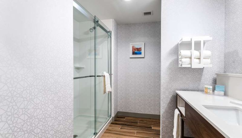 Zimmer - Hampton Inn by Hilton Batesville AR