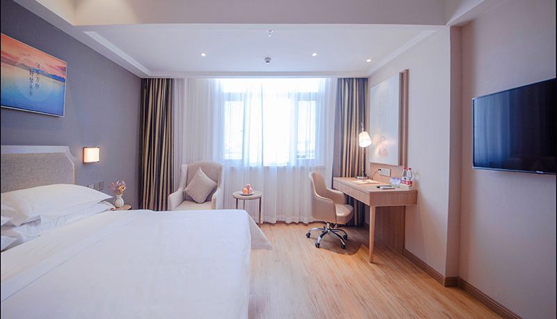 Camera - vienna hotel (Xinjiang Karamay Taifu Plaza Hotel) Taifu square, Karamay, Xinjiang