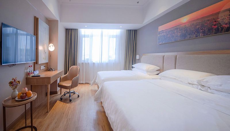 Camera - vienna hotel (Xinjiang Karamay Taifu Plaza Hotel) Taifu square, Karamay, Xinjiang