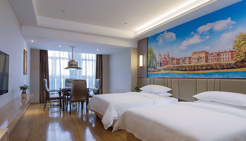 Zimmer - Vienna International Hotel Guangxi  Yulin Zhongdi Holiday Inn, Zhongding Park