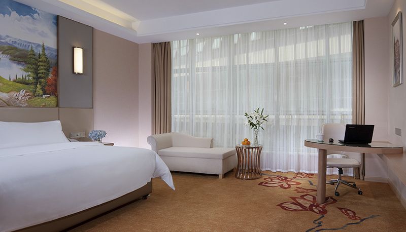 Exterior view - Vienna International Hotel Shishan Park  of Nanni Shishan Park , Xingning District government, Nanning