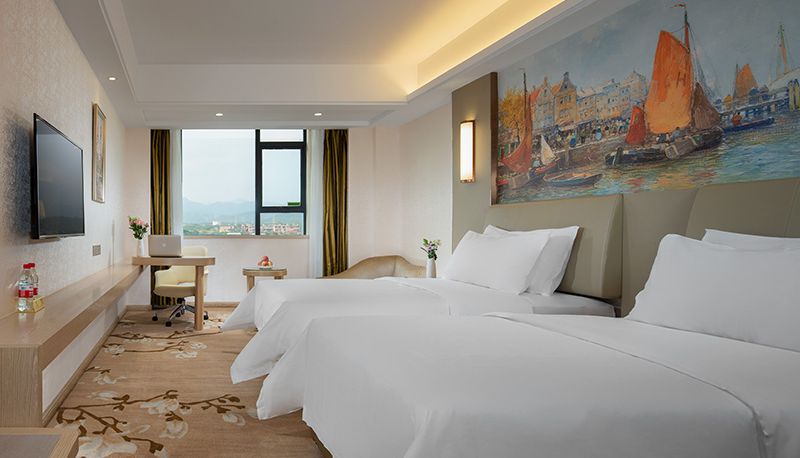 Buitenaanzicht - Vienna International Hotel GuangDong Jieyang Railw Jieyang high speed railway station