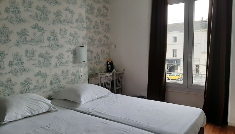 Bilgi - Hotel Le Royalty