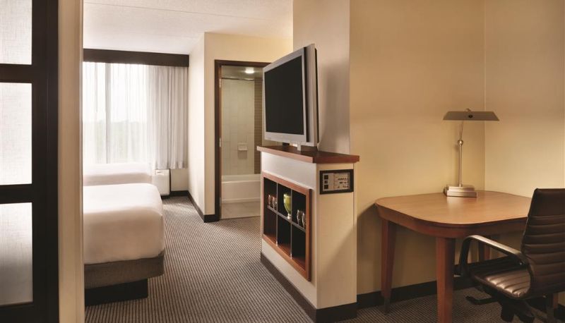 Room - Hyatt Place Chicago Hoffman Estates