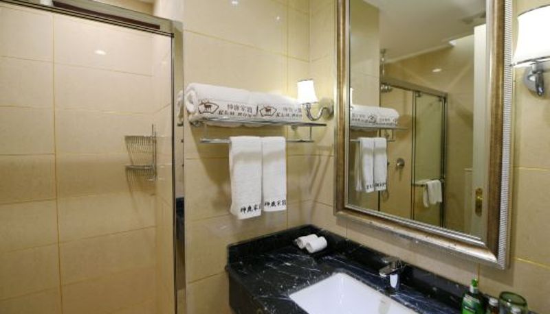 Zimmer - Gangpo Luyuan Hotel