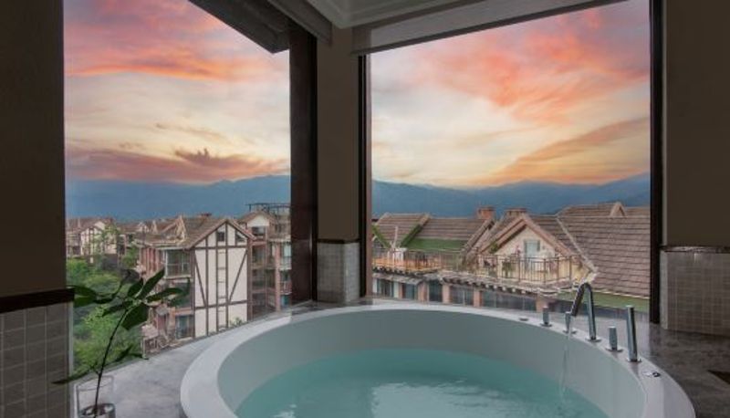 Room - Cloud Inn