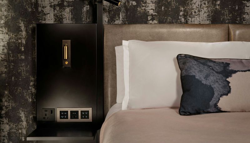 Camera - Montcalm East Autograph Collection