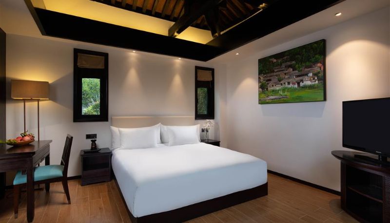 Camera - Banyan Tree Tengchong