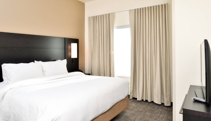 Zimmer - Residence Inn by Marriott Bakersfield West
