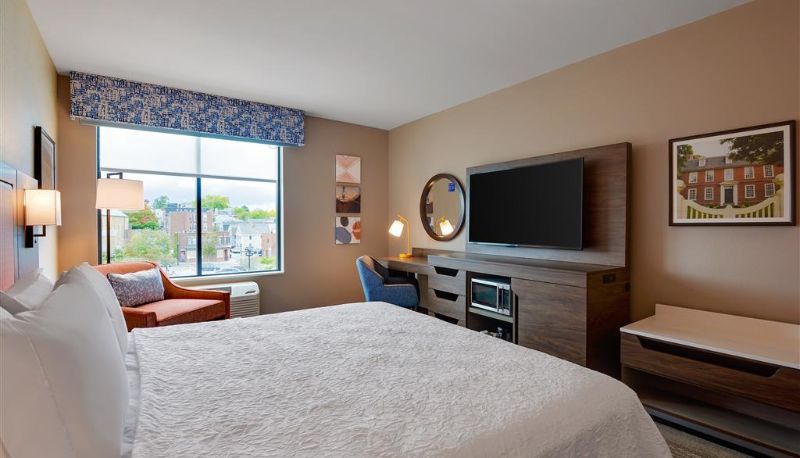 Zimmer - Hampton Inn Salem Boston MA