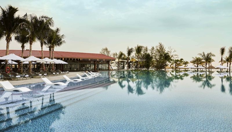 Piscina - Mövenpick Resort Waverly Phu Quoc
