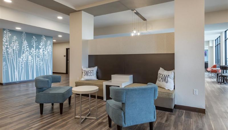 Hall - MainStay Suites Waukee-West Des Moines