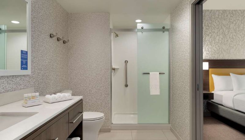 Zimmer - Home2 Suites by Hilton Martinsburg