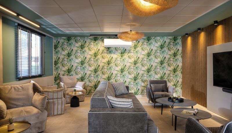 Lobby - Jacob Ohalo Kinneret