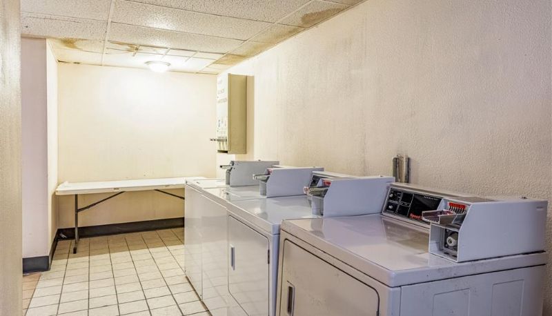 Vista interna - Americas Best Value Inn Fredonia NY