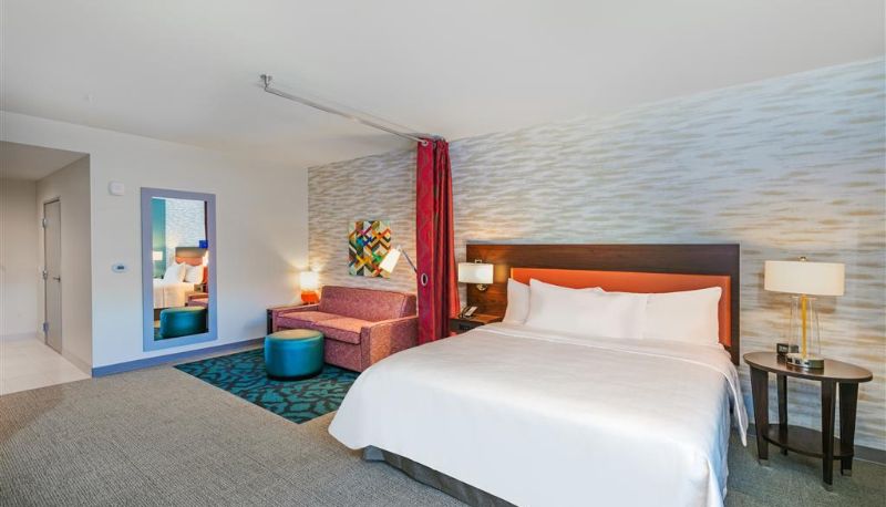 Zimmer - Home2 Suites by Hilton Midland East