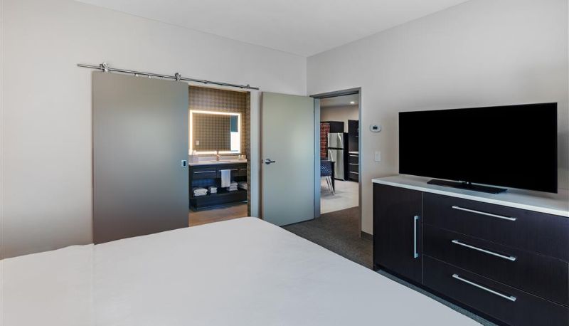 Zimmer - Home2 Suites by Hilton Midland East
